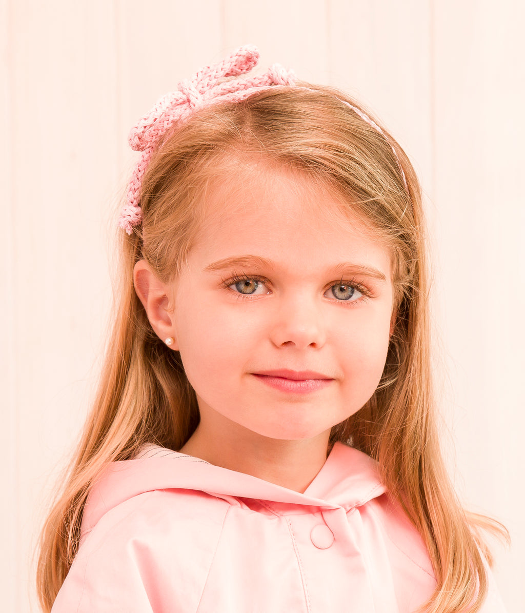 Long braided cotton hair cord for girls in White; soft texture and elegant braided design, made in Spain and shipped from Switzerland.