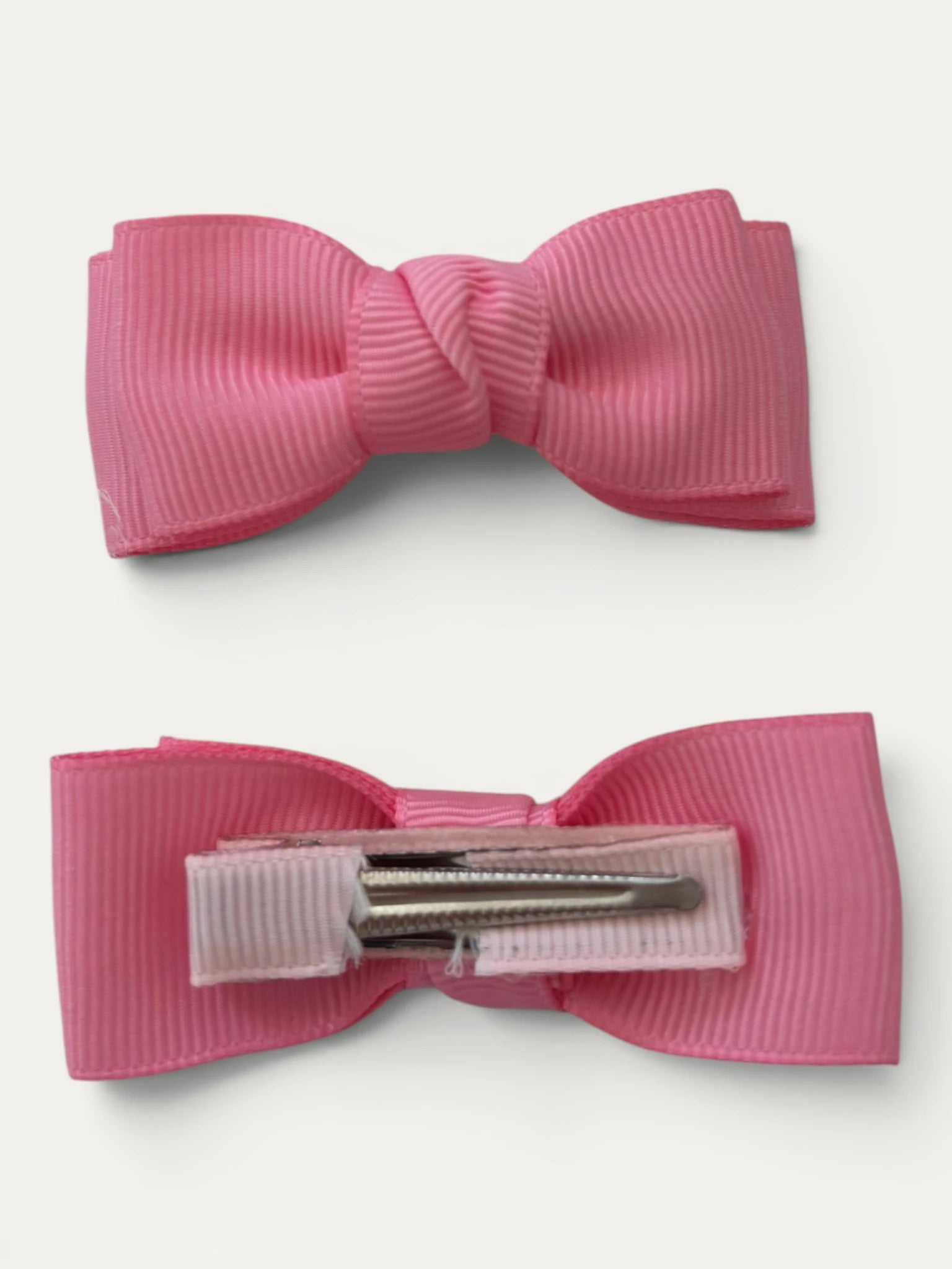 Fuchsia grosgrain bow hair clip for girls