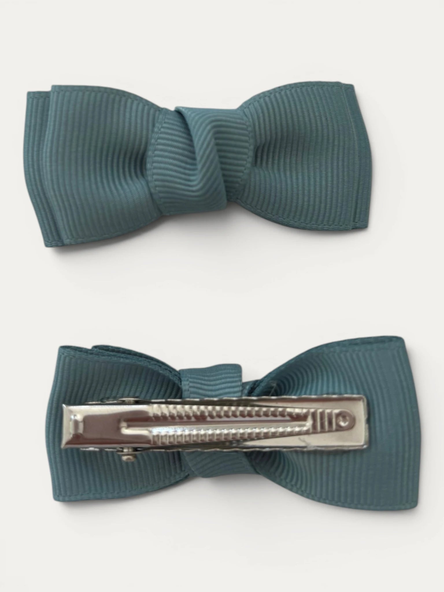 Blue Moss grosgrain bow hair clip for girls