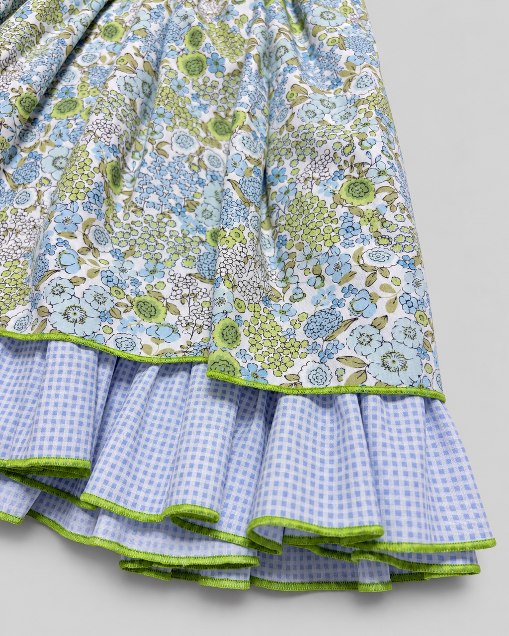 Vestido Verde Lucia con Enagua de Cuadros Verdes